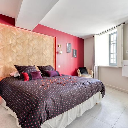 Les Gites De Laure - O Lit Divin, Instant De Volupte, Balneo Sauna, Climatisation, Netflix, 160M De La Cite Medievale Carcassone Kültér fotó