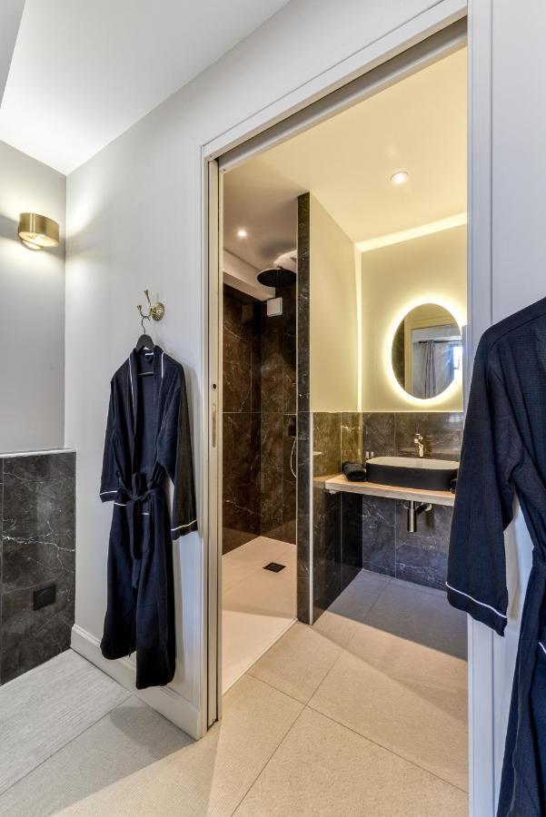 Les Gites De Laure - O Lit Divin, Instant De Volupte, Balneo Sauna, Climatisation, Netflix, 160M De La Cite Medievale Carcassone Kültér fotó